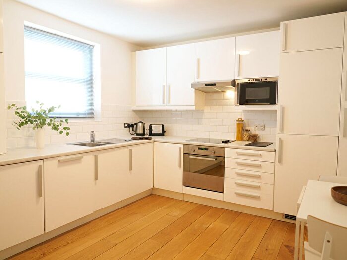 2 Bedroom Flat To Rent In Europa House, Maida Vale, W9