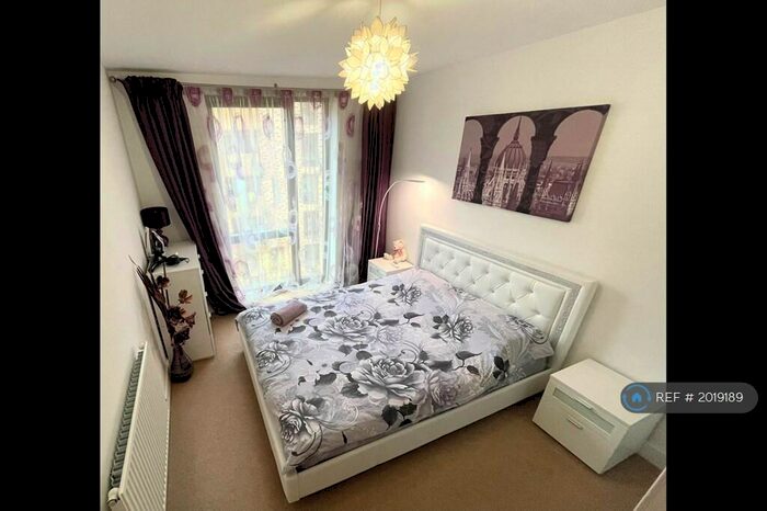 1 Bedroom Flat To Rent In Truman Walk, London, E3