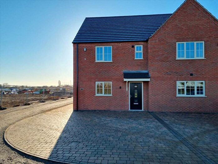 3 Bedroom Semi Detached House To Rent In Saxon Way, Ruskington, Sleaford, NG34