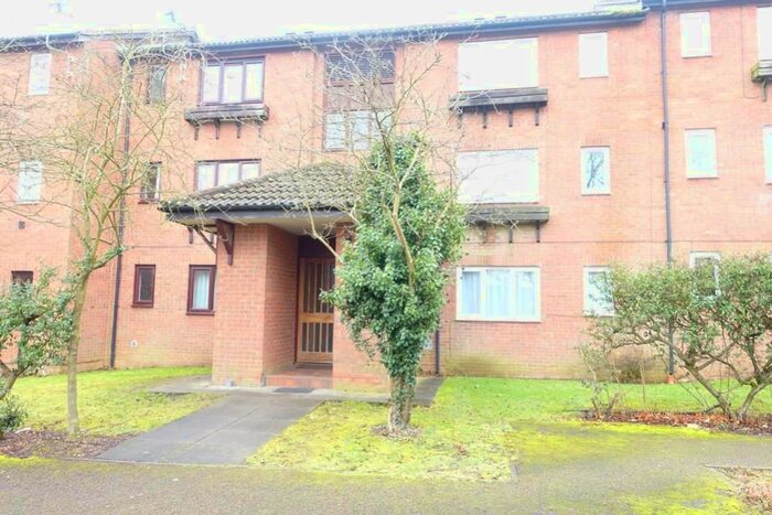 2 Bedroom Flat To Rent In Denmead, Two Mile Ash, Milton Keynes MK8