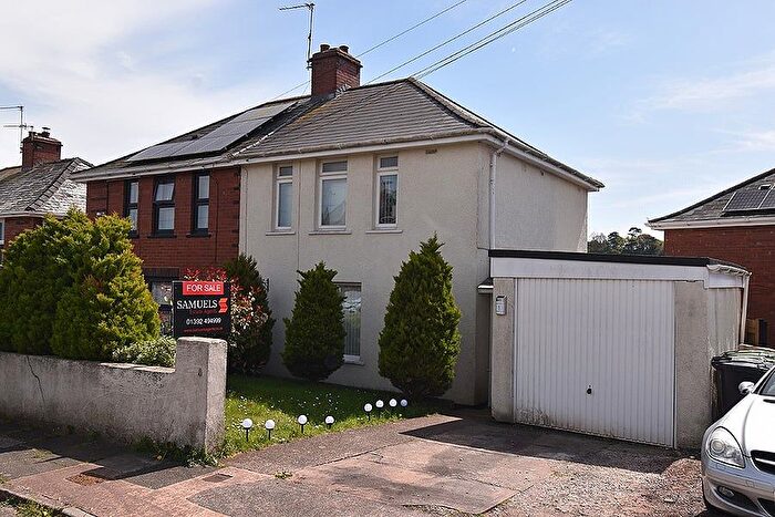 3 Bedroom Semi-Detached House For Sale In Hurst Avenue, Exeter, EX2
