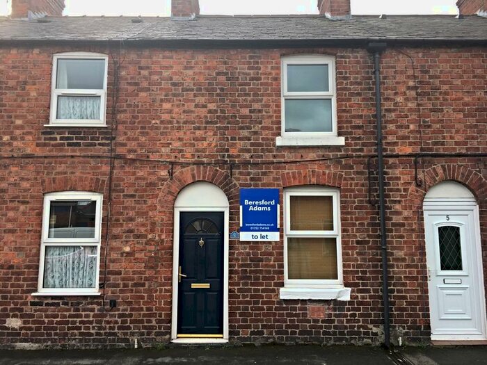 2 Bedroom House To Rent In Chapel Street, Mold, CH7