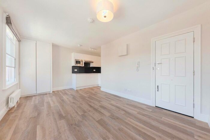 Studio To Rent In Upper Berkeley Street, London, W1H