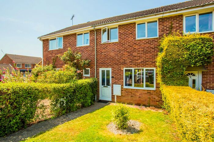 3 Bedroom Terraced House To Rent In Pitt Green, Linden Village, Buckingham, MK18