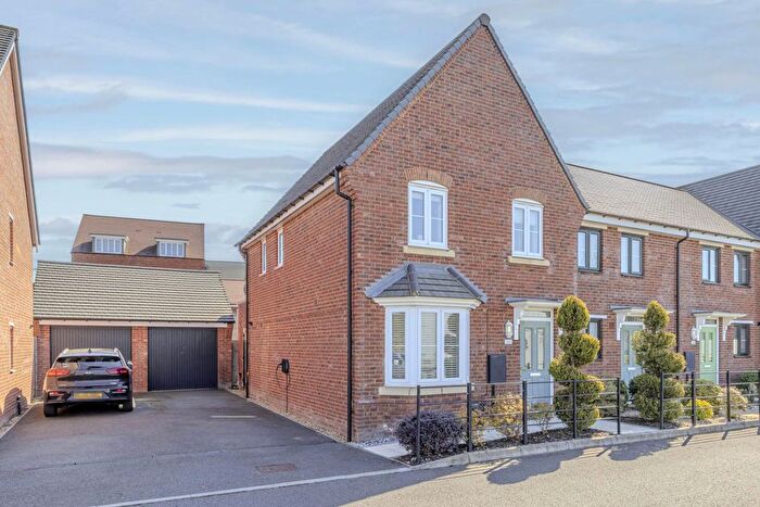 3 Bedroom Semi-Detached House For Sale In Conran Place, Barlaston, ST12