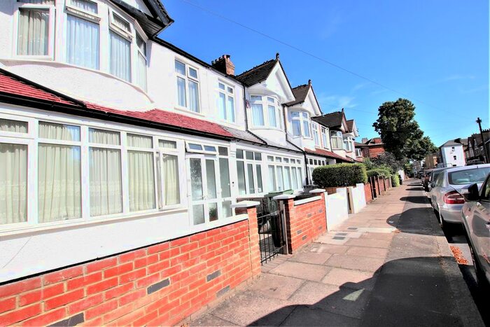 3 Bedroom Terraced House To Rent In Selby Road, London, SE20