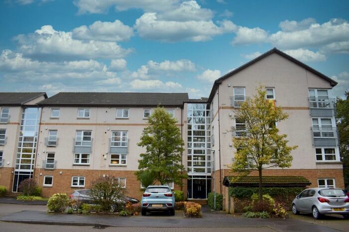 3 Bedroom Flat To Rent In Hamilton Park South, Hamilton, South Lanarkshire ML3