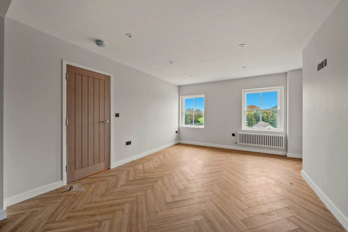 2 Bedroom Flat To Rent In Chapel Street, Diss, IP22