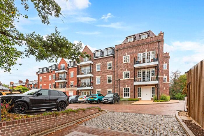 3 Bedroom Apartment For Sale In Glasshayes Way, Lyndhurst, SO43