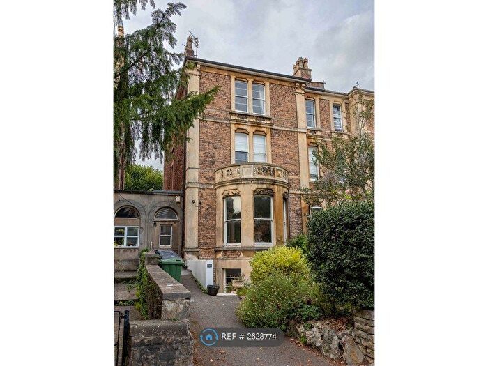 3 Bedroom Flat To Rent In Beaufort Road, Bristol, BS8