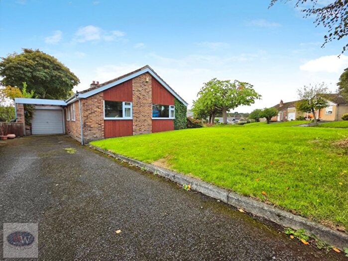 3 Bedroom Detached Bungalow For Sale In Hollin Head, Baildon, BD17
