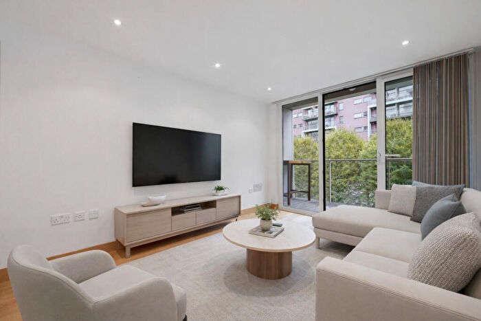 1 Bedroom Flat To Rent In Eustace Building, London, SW11