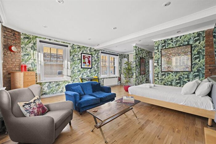 1 Bedroom Apartment For Sale In Woodseer Street, Shoreditch, E1