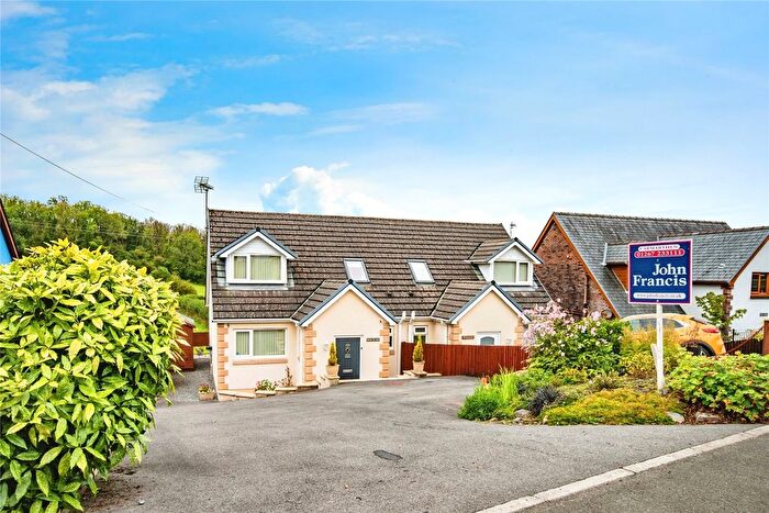 3 Bedroom Semi-Detached House For Sale In Crwbin, Kidwelly, Carmarthenshire, SA17