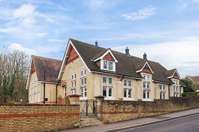 2 Bedroom Apartment To Rent In Starts Hill Road, Farnborough, Orpington, BR6