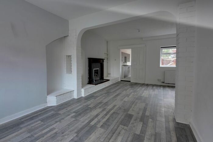 2 Bedroom Property To Rent In Okell Street, Runcorn, WA7