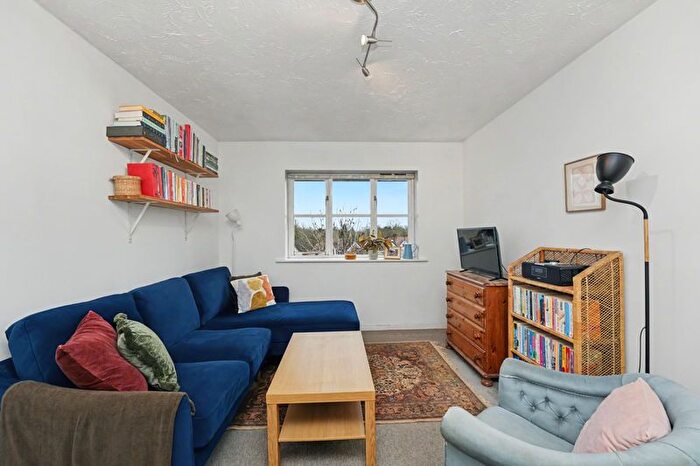 1 Bedroom Flat For Sale In White Hart Lane, Tottenham, N17