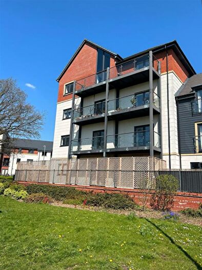 2 Bedroom Flat To Rent In Parkgate Mews, Shirley, Solihull, B90