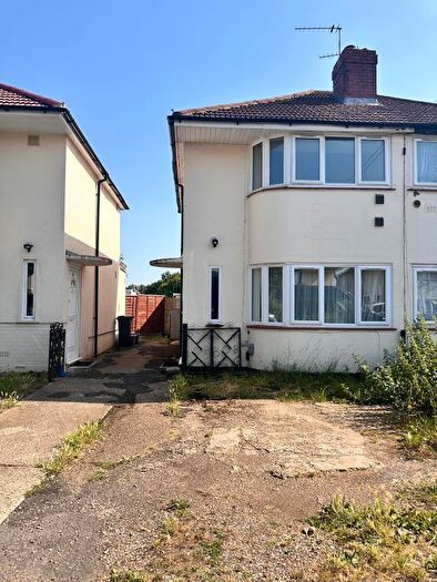 3 Bedroom Semi-Detached House To Rent In Longford Avenue, TW14