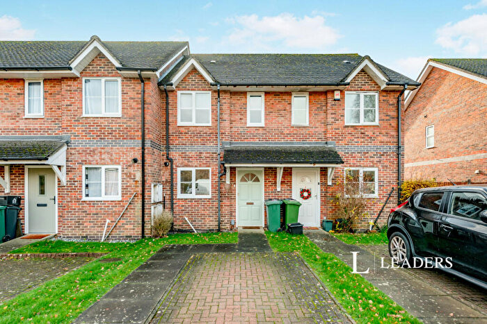 2 Bedroom Terraced House To Rent In Norfolk Close, Horley, Surrey, RH6