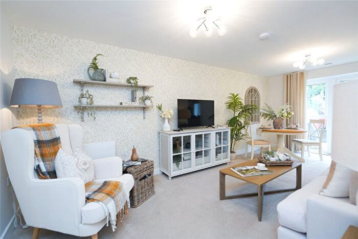 1 Bedroom Flat For Sale In Romeo Place, Stratford-Upon-Avon, Warwickshire, CV37
