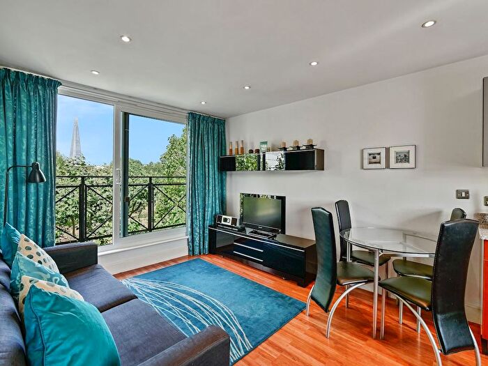 2 Bedroom Flat To Rent In Alscot Road, London, SE1