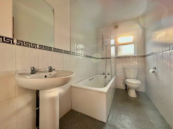 2 Bedroom Terraced House To Rent In Quinnell Street, Rainham, Kent, ME8