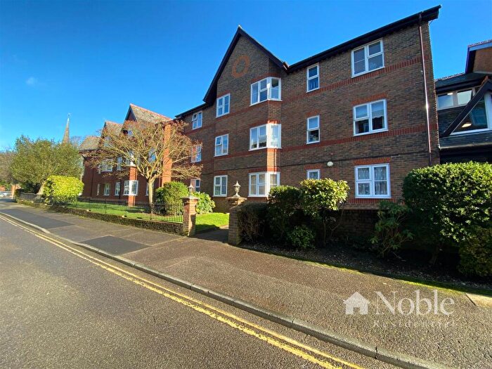 1 Bedroom Retirement Property For Sale In Queenswood House, Eastfield Road, Brentwood, CM14