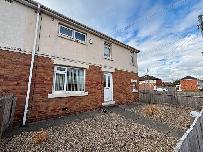 2 Bedroom Semi-Detached House To Rent In Murray Avenue, Fencehouses, Houghton Le Spring, DH4