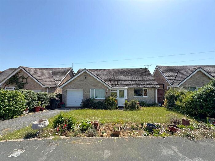 3 Bedroom Detached Bungalow For Sale In Moordown Avenue, Preston, DT3