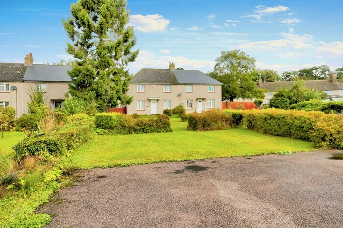 3 Bedroom Semi-Detached House For Sale In Richmond Street, Banbury, OX17