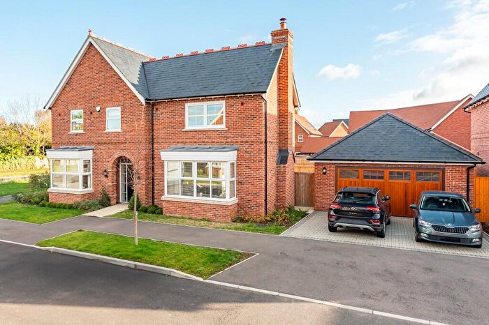 4 Bedroom Detached House For Sale In Taplow Avenue, Hertford, Hertfordshire, SG14