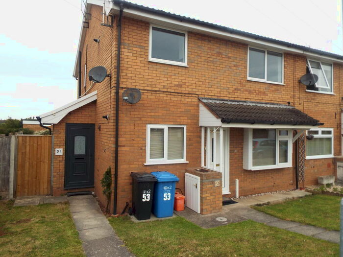 2 Bedroom Apartment To Rent In Ffordd Elan, Rhyl, LL18