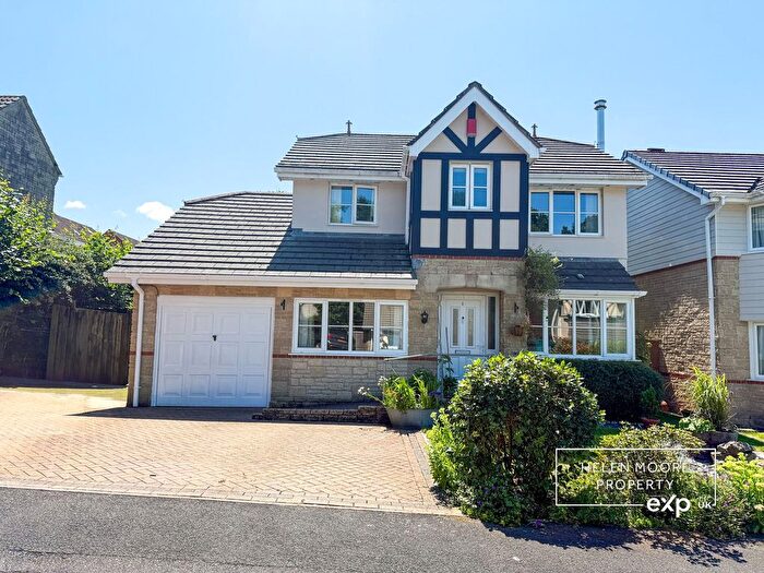 4 Bedroom Detached House For Sale In Woodfield Crescent, Ivybridge, Devon, PL21