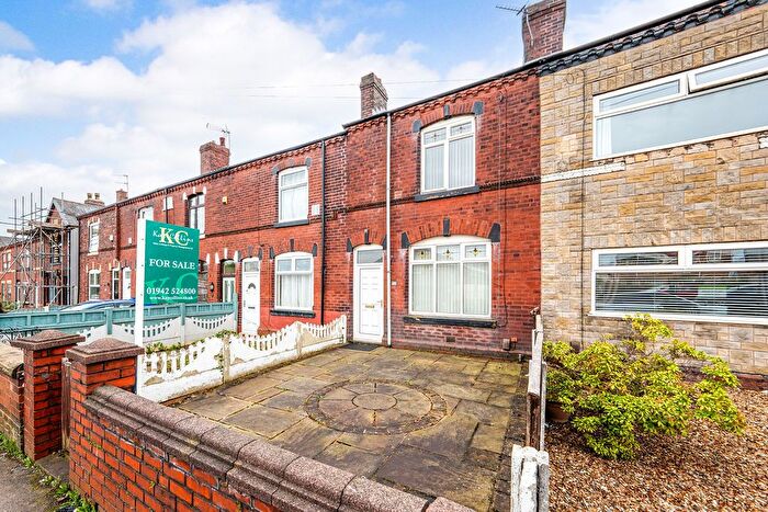 2 Bedroom Terraced House For Sale In Downall Green Road, Ashton In Makerfield, WN4