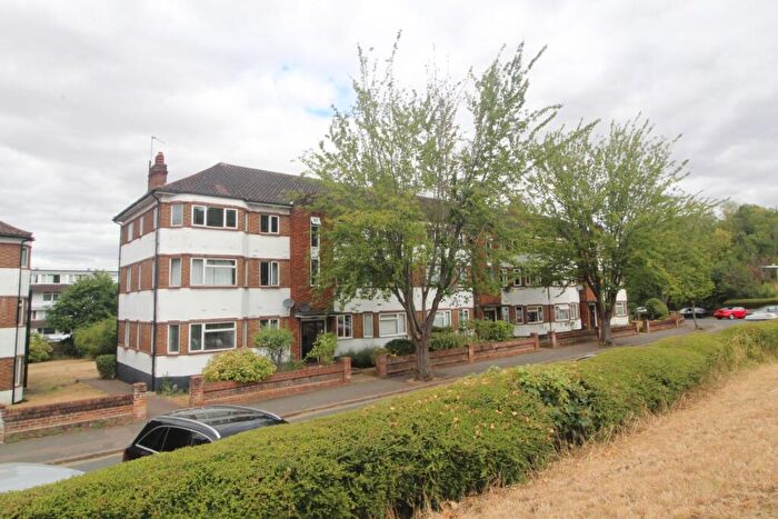 2 Bedroom Flat To Rent In Garrison Court, Hitchin, SG4