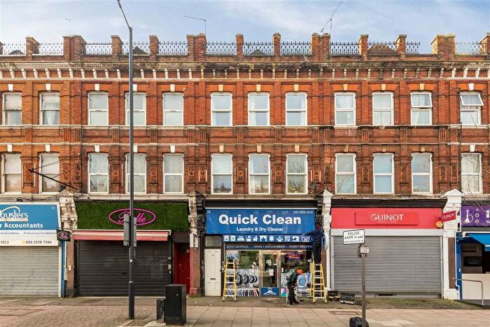2 Bedroom Flat To Rent In Cricklewood Broadway, London, NW2
