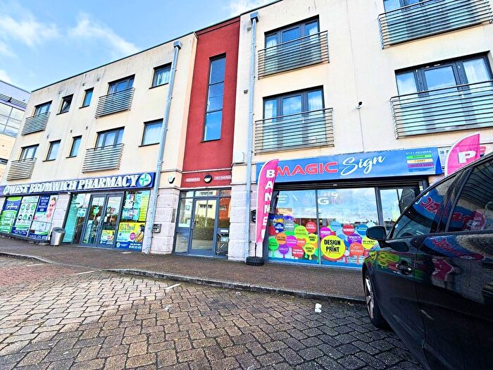 1 Bedroom Flat To Rent In West Gate Plaza, Moor Street, West Bromwich, B70