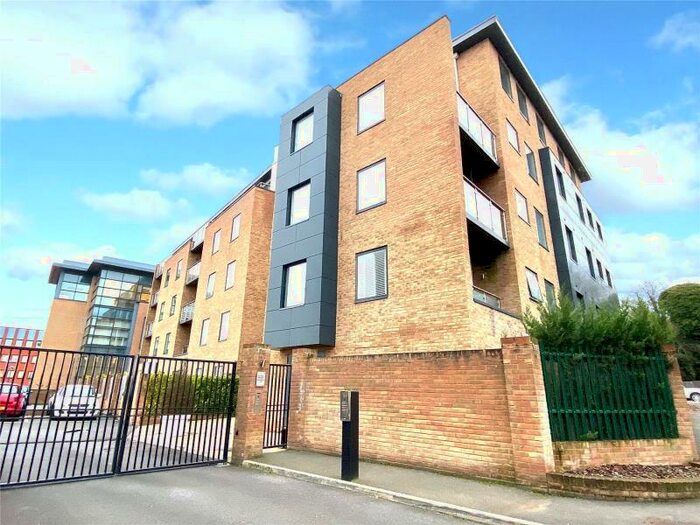 2 Bedroom Apartment To Rent In Frimley Road, GU15