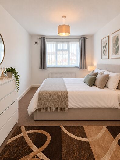3 Bedroom Flat To Rent In Llanover Road, Wembley, HA9