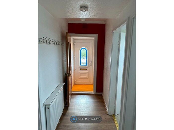 1 Bedroom Flat To Rent In Morris Avenue, Rawmarsh, Rotherham, S62