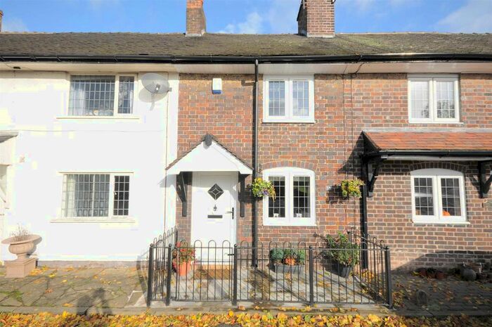 2 Bedroom Cottage To Rent In Longton Road, Barlaston, Stoke-On-Trent, ST12