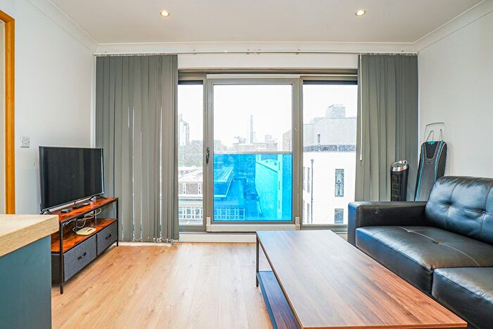 2 Bedroom Flat To Rent In Regent Street, Leeds, LS2