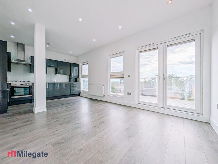 2 Bedroom Flat To Rent In London Road, Bromley, BR1