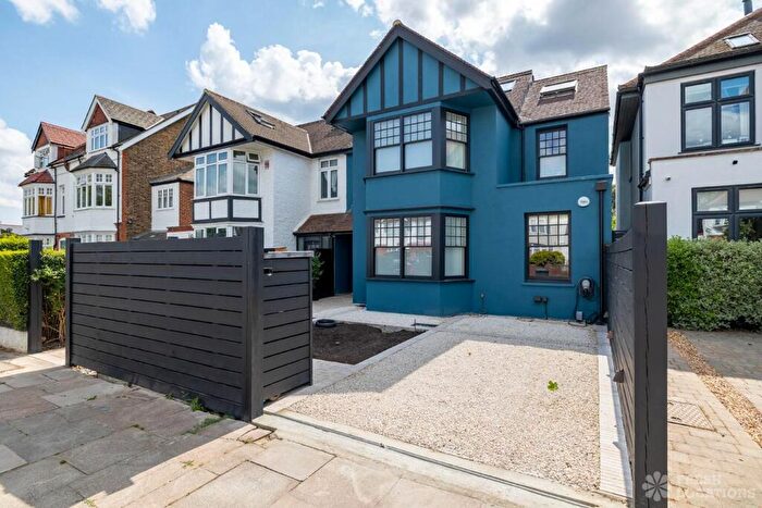 5 Bedroom Semi-Detached House To Rent In Mount Pleasant Road, Kensal Rise, NW10