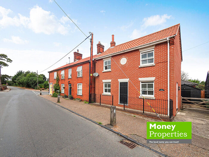 2 Bedroom Detached House To Rent In King Street, New Buckenham, Norwich, NR16