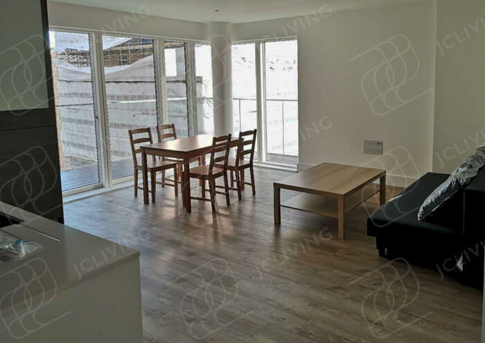 2 Bedroom Flat To Rent In Kidbrook Village, SE3