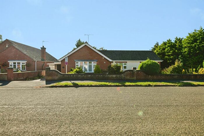 3 Bedroom Detached Bungalow For Sale In South Parade, Boston, PE21