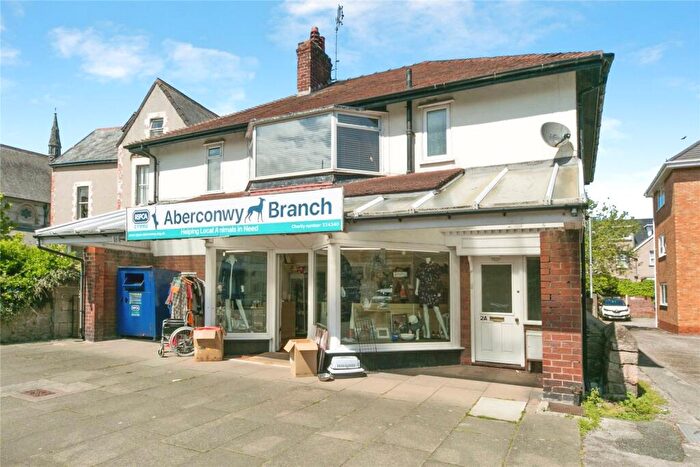 2 Bedroom Flat For Sale In Mostyn Avenue, Llandudno, Conwy, LL30