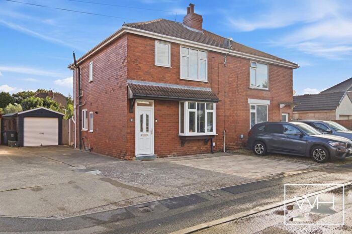 3 Bedroom Semi-detached House For Sale In Mayfield Road, Sprotbrough, DN5